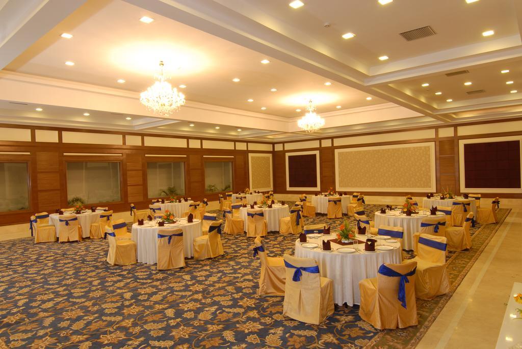 Chanakya Bnr Hotel Ranchi Esterno foto