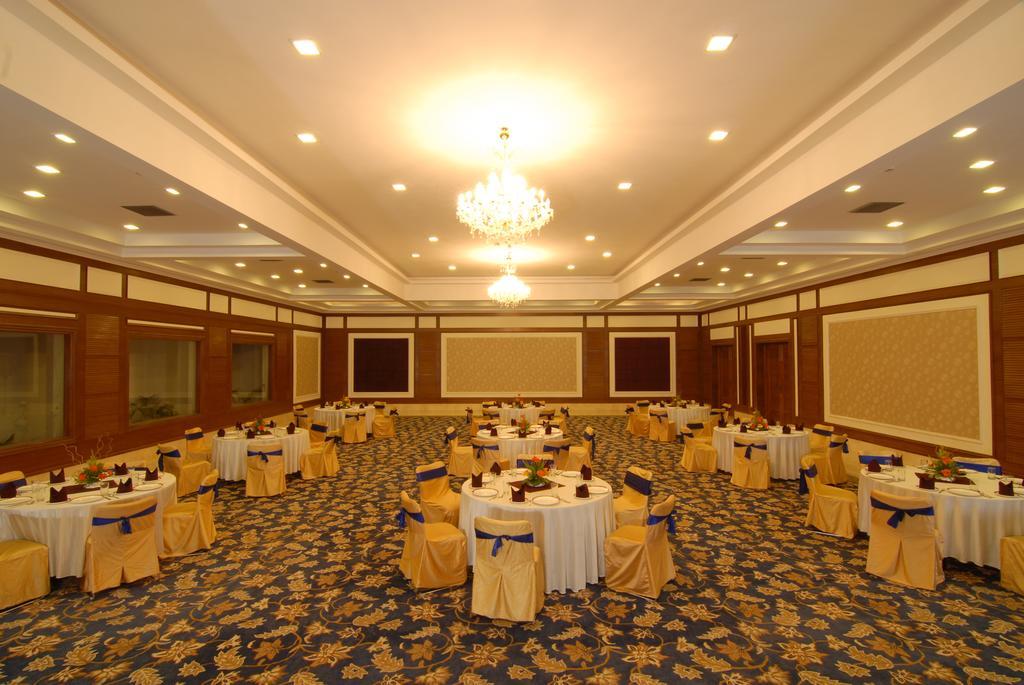 Chanakya Bnr Hotel Ranchi Esterno foto