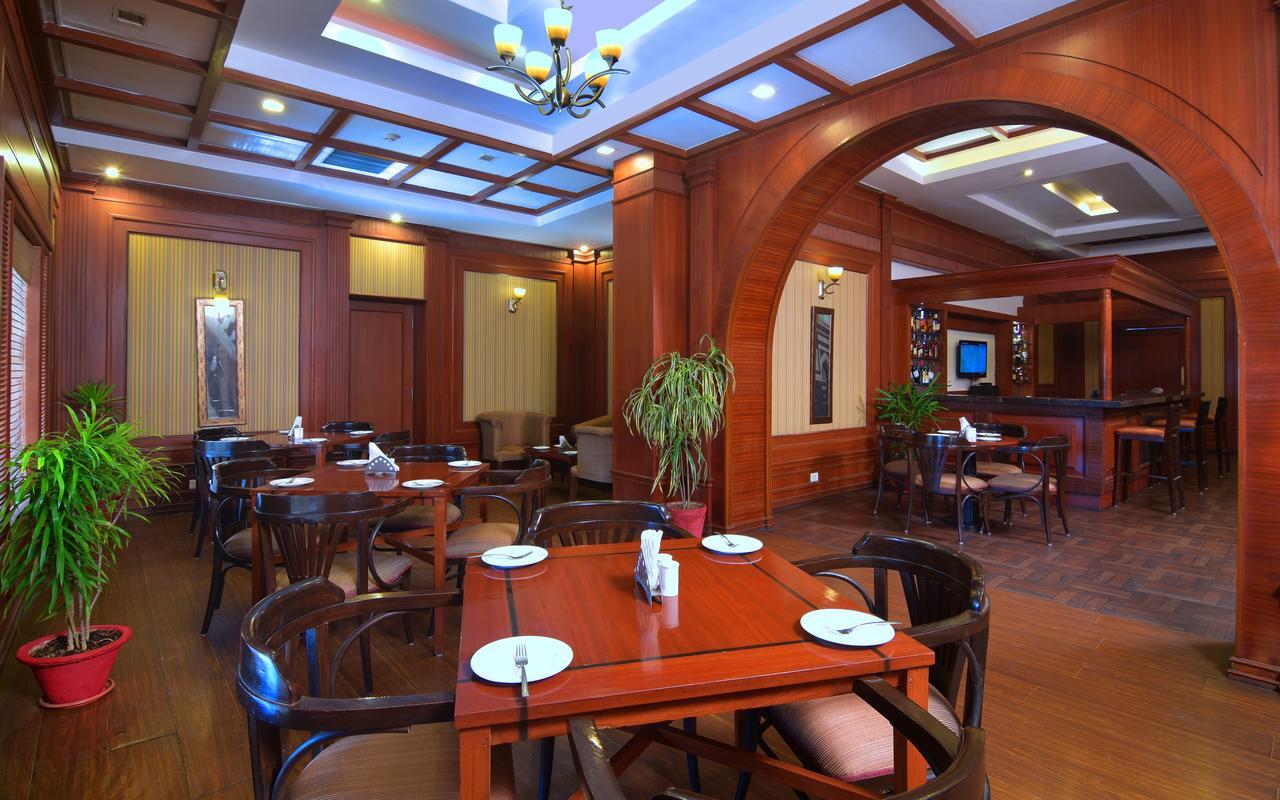 Chanakya Bnr Hotel Ranchi Esterno foto