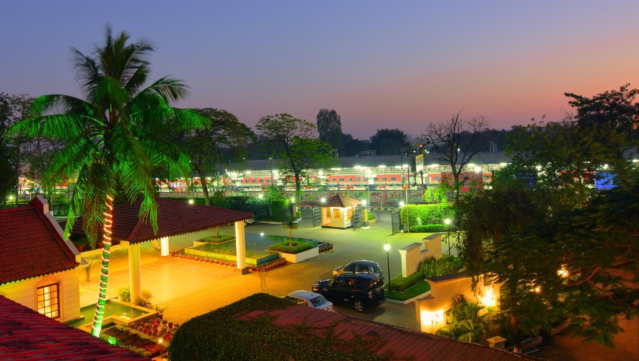 Chanakya Bnr Hotel Ranchi Esterno foto