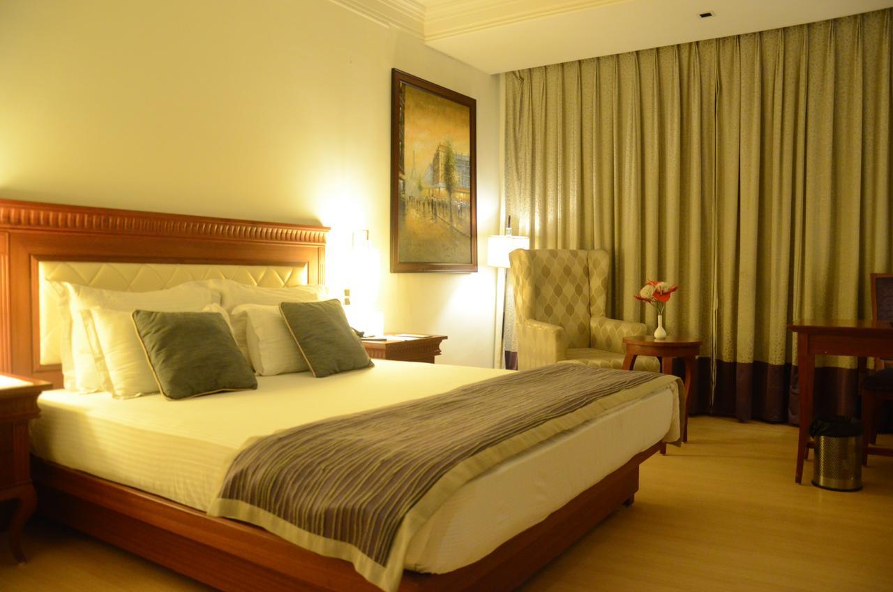 Chanakya Bnr Hotel Ranchi Esterno foto