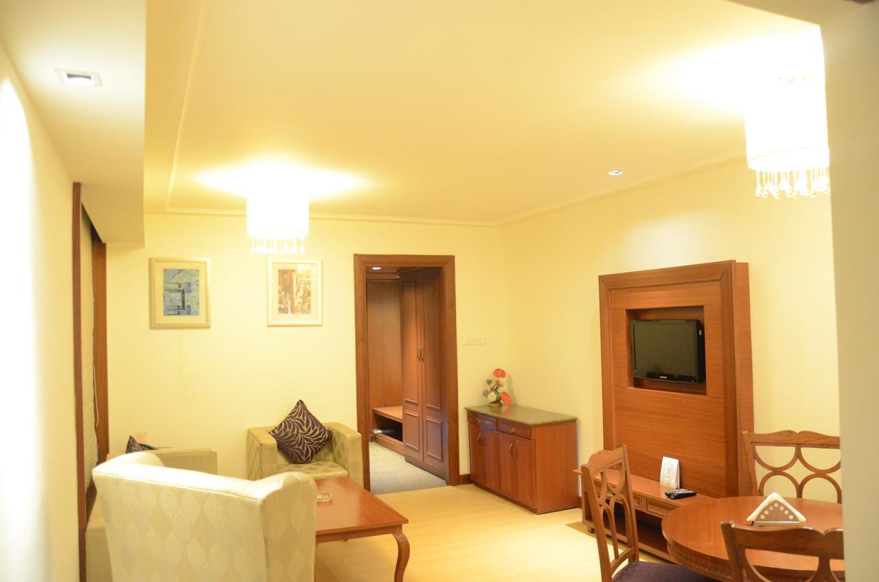 Chanakya Bnr Hotel Ranchi Esterno foto