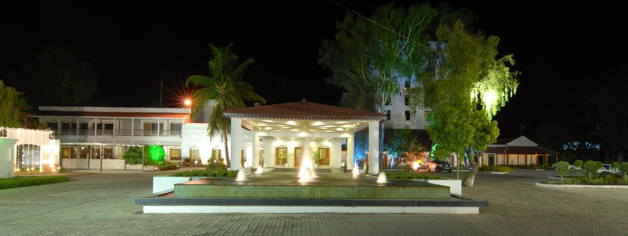 Chanakya Bnr Hotel Ranchi Esterno foto